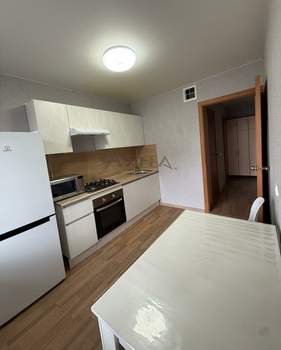 1-к квартира, на длительный срок, 38м2, 7/10 этаж