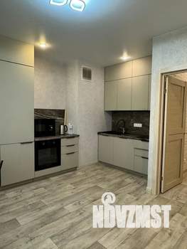 1-к квартира, посуточно, 50м2, 3/16 этаж