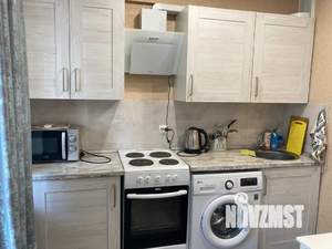 2-к квартира, посуточно, 46м2, 6/18 этаж