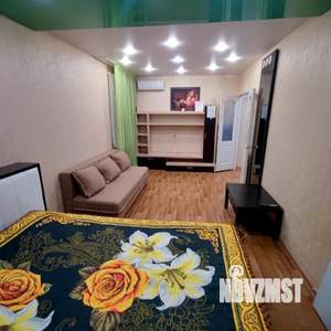 1-к квартира, посуточно, 40м2, 1/1 этаж