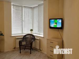 1-к квартира, посуточно, 37м2, 2/17 этаж