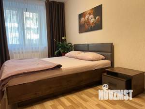 2-к квартира, посуточно, 56м2, 1/10 этаж