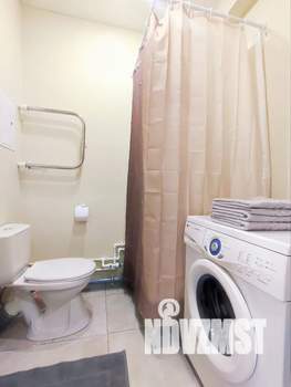 Студия квартира, посуточно, 26м2, 1/19 этаж