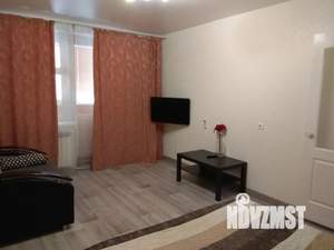 1-к квартира, посуточно, 40м2, 2/10 этаж
