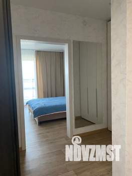 Студия квартира, посуточно, 35м2, 14/18 этаж