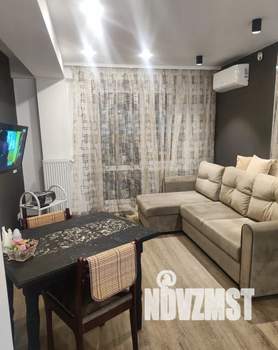 Студия квартира, посуточно, 30м2, 13/18 этаж