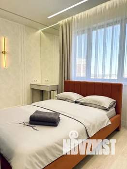 Студия квартира, посуточно, 40м2, 22/24 этаж