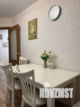 2-к квартира, посуточно, 56м2, 1/10 этаж