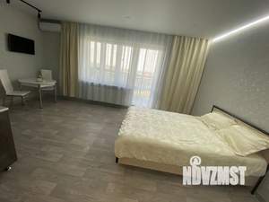 Студия квартира, посуточно, 35м2, 10/18 этаж