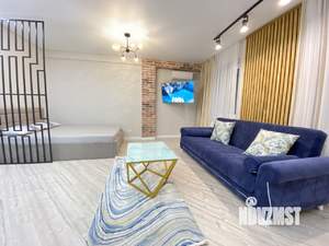 Студия квартира, посуточно, 45м2, 19/25 этаж