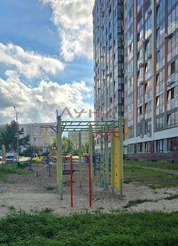 2-к квартира, вторичка, 53м2, 10/15 этаж