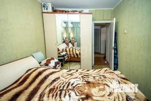 3-к квартира, вторичка, 64м2, 1/10 этаж