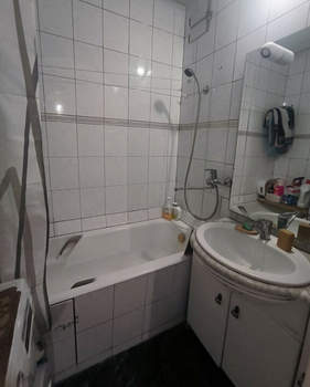 3-к квартира, вторичка, 74м2, 3/5 этаж