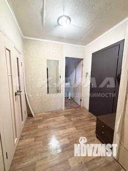 1-к квартира, вторичка, 38м2, 1/5 этаж