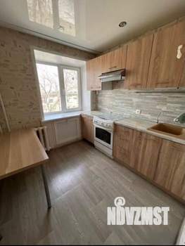 2-к квартира, вторичка, 42м2, 4/5 этаж