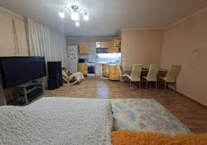 3-к квартира, вторичка, 133м2, 1/5 этаж