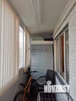 2-к квартира, вторичка, 54м2, 1/10 этаж