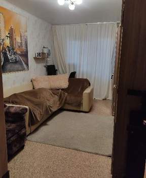 2-к квартира, вторичка, 42м2, 1/5 этаж