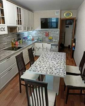 3-к квартира, вторичка, 82м2, 3/10 этаж