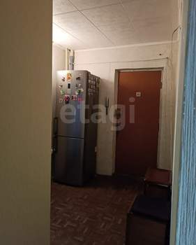 2-к квартира, вторичка, 42м2, 3/5 этаж