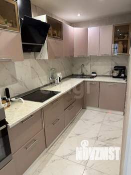 2-к квартира, вторичка, 74м2, 1/10 этаж