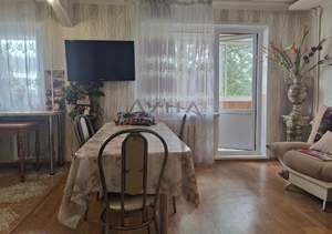 4-к квартира, вторичка, 72м2, 4/5 этаж