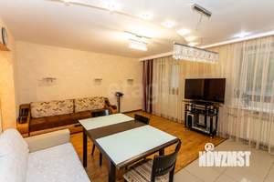 3-к квартира, вторичка, 104м2, 3/10 этаж