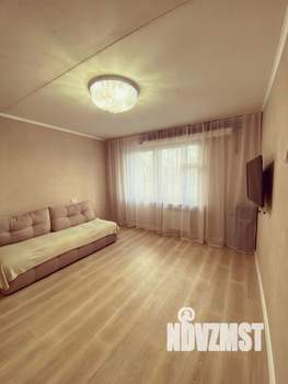 2-к квартира, вторичка, 42м2, 3/5 этаж