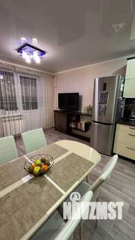 2-к квартира, вторичка, 61м2, 4/10 этаж