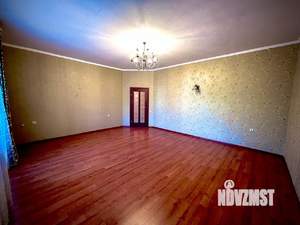 4-к квартира, вторичка, 125м2, 2/5 этаж