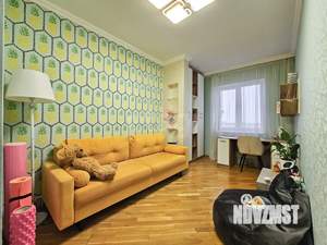 4-к квартира, вторичка, 105м2, 9/16 этаж