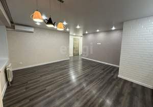 3-к квартира, вторичка, 65м2, 15/18 этаж