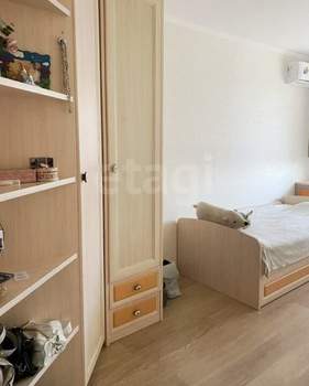 3-к квартира, вторичка, 18м2, 3/10 этаж
