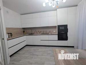 3-к квартира, вторичка, 78м2, 10/18 этаж