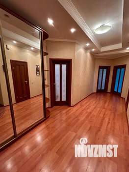 4-к квартира, вторичка, 125м2, 2/5 этаж