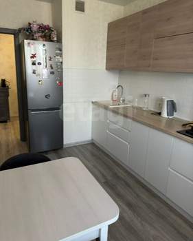 1-к квартира, вторичка, 42м2, 6/10 этаж