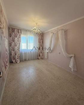 4-к квартира, вторичка, 100м2, 10/10 этаж