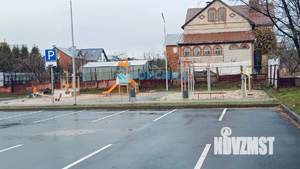 3-к квартира, вторичка, 70м2, 1/4 этаж