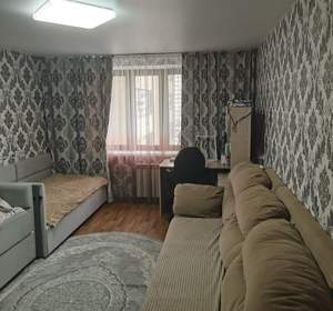 3-к квартира, вторичка, 76м2, 4/10 этаж