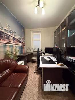 3-к квартира, вторичка, 110м2, 1/6 этаж