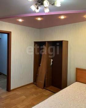 3-к квартира, вторичка, 65м2, 5/14 этаж