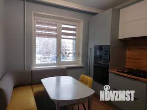 4-к квартира, вторичка, 105м2, 4/9 этаж