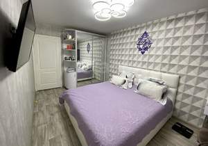 2-к квартира, вторичка, 54м2, 1/10 этаж