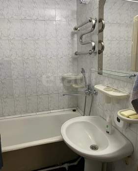 3-к квартира, вторичка, 60м2, 3/5 этаж