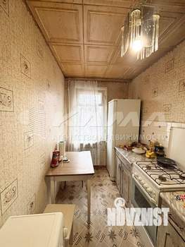 2-к квартира, вторичка, 42м2, 4/5 этаж