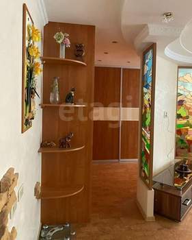 5-к квартира, вторичка, 110м2, 8/9 этаж