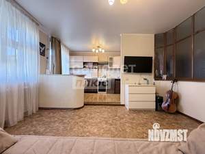 3-к квартира, вторичка, 63м2, 6/9 этаж