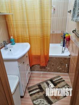 3-к квартира, вторичка, 56м2, 1/5 этаж