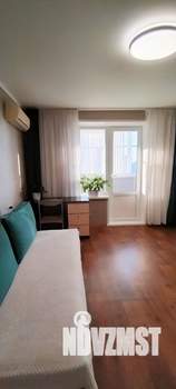 1-к квартира, вторичка, 42м2, 12/14 этаж