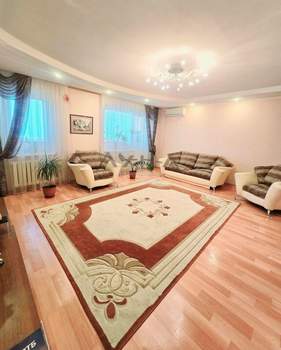 4-к квартира, вторичка, 124м2, 6/10 этаж